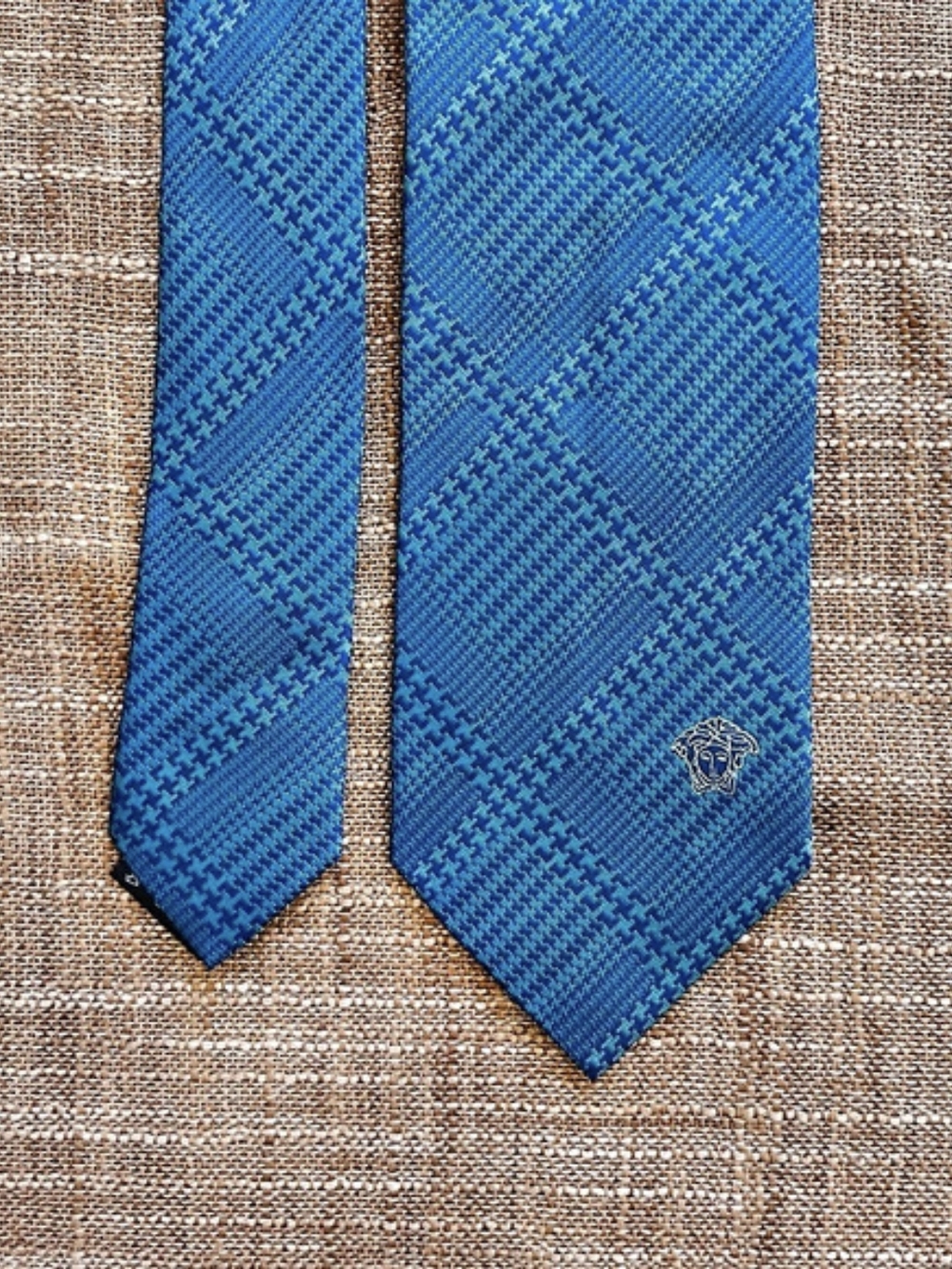 VERSACE Silk Tie Blue Houndstooth Embroidered Medusa Necktie Made in Italy 3"